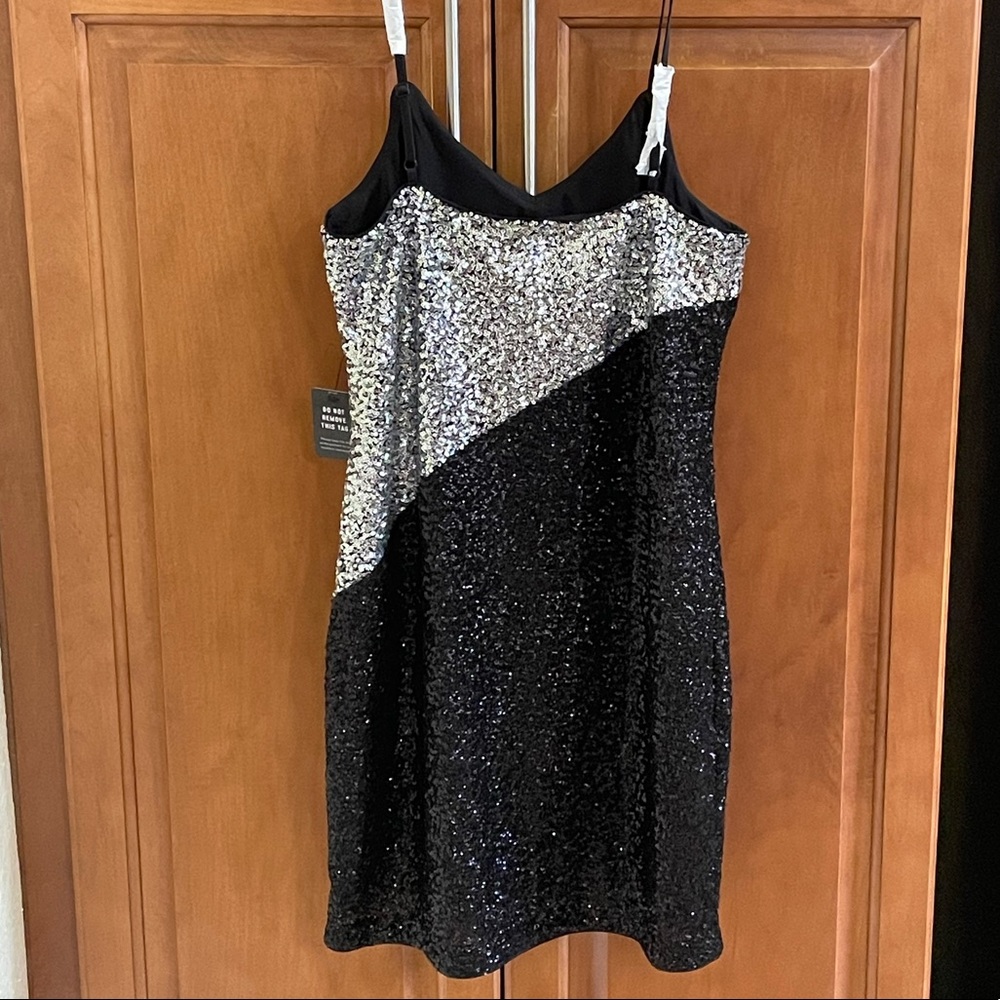 Express Color Block Sequin V-Neck Mini Slip Dress… - image 2